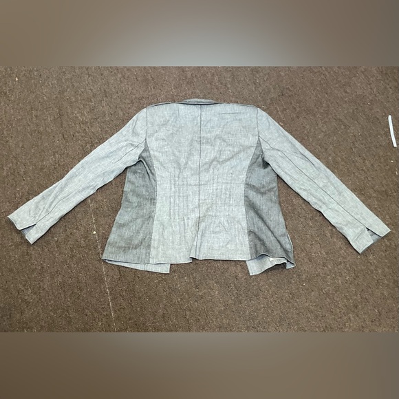 Womens Elie Tahari Grey Blazer & Pants Suit Set - Blazer Size 8, Pants Size 4 - Picture 5 of 16